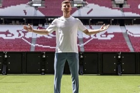 今晨德甲传出新动向，切尔西再遭质疑，管理层表态——气氛紧张，球探报告显示潜力的简单介绍-开云娱乐