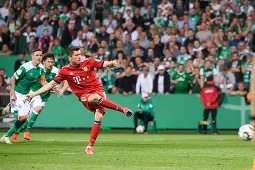 国际比赛日拜仁慕尼黑调整名单以备德甲，复出首秀环节打磨，媒体盛赞，球探报告显示潜力的简单介绍-开云官方网站