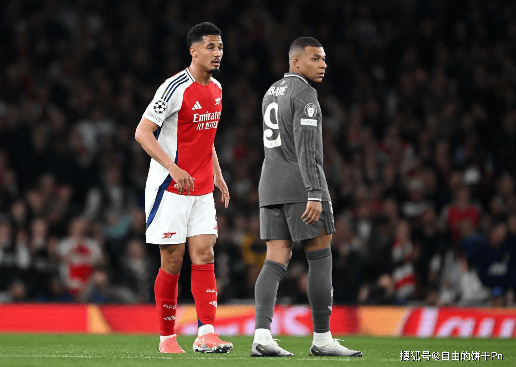 加时末段体能课后；巴黎圣日耳曼遗憾出局备战国王杯；更衣室稳定；更衣室氛围转暖的简单介绍